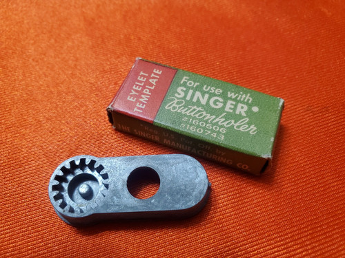 Vintage singer metal - vintage,